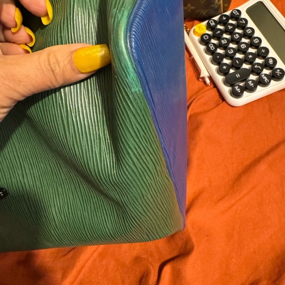 Louis Vuitton petite NoeRed and Blue Designer Women's Bag - Picture 10 of 12